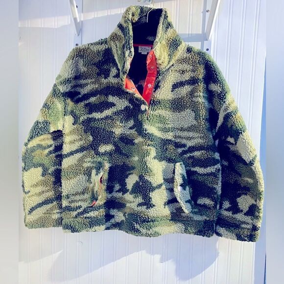J.Crew Camo Sherpa Snap Collar Fleece Pullover SZ M - Picture 2 of 8